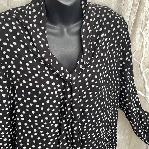 Polka Dots & Lightweight & Tie at Neck & Button Front  and Cuffs, - Picture 8 of 9